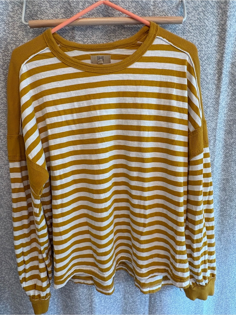 True Craft - Mustard & White